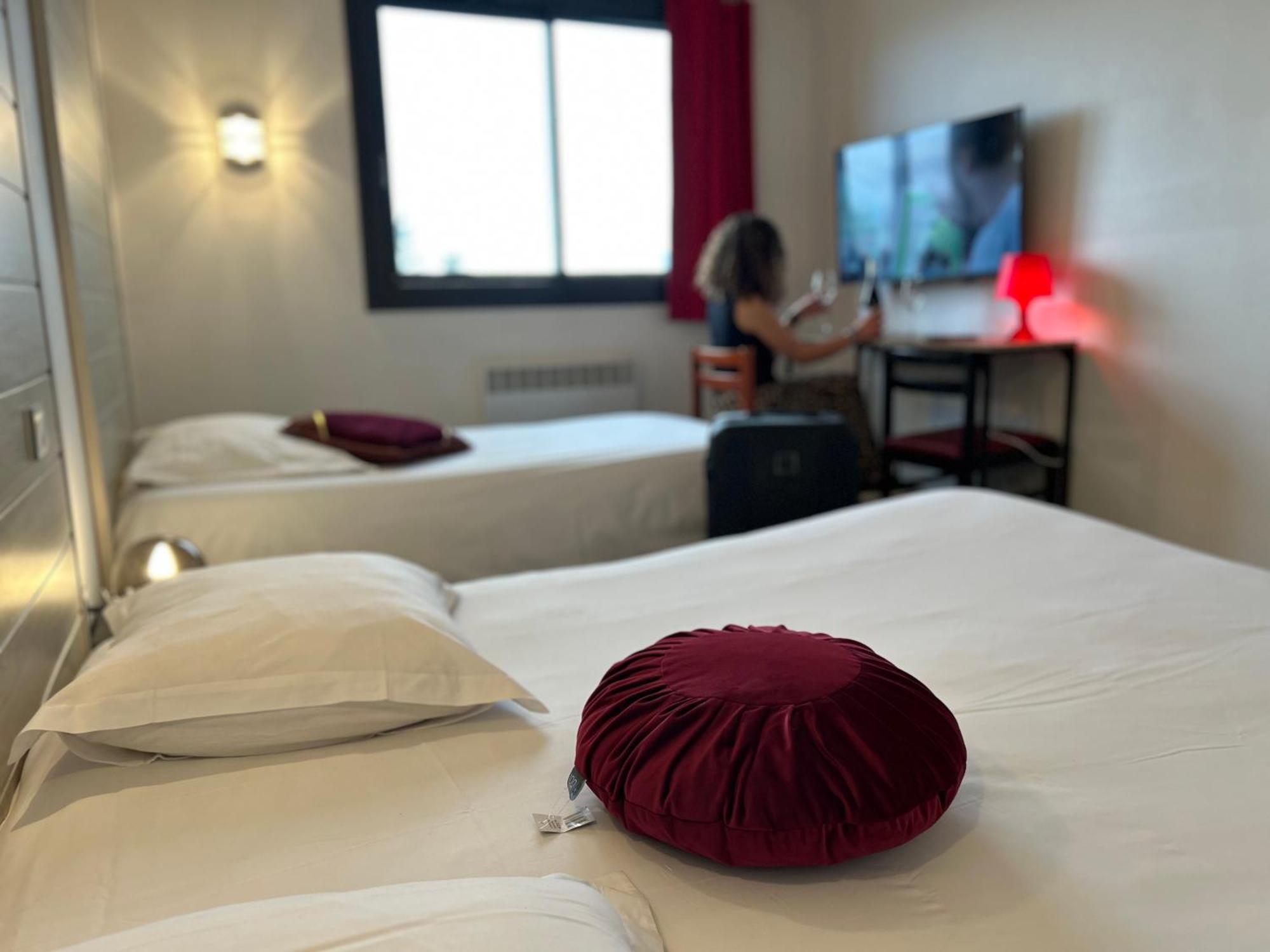 Fasthotel L'Eldorado Sébazac-Concourès Exteriör bild