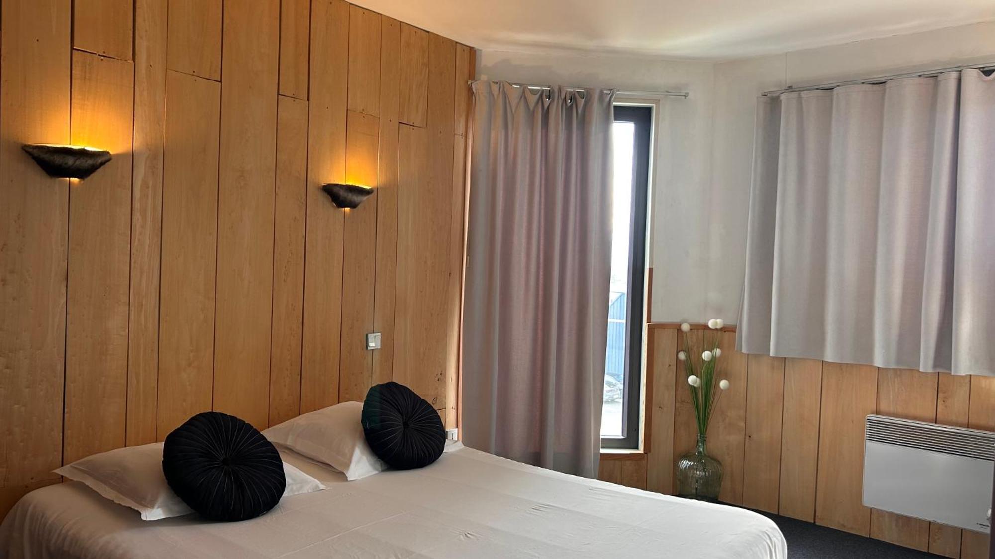 Fasthotel L'Eldorado Sébazac-Concourès Exteriör bild